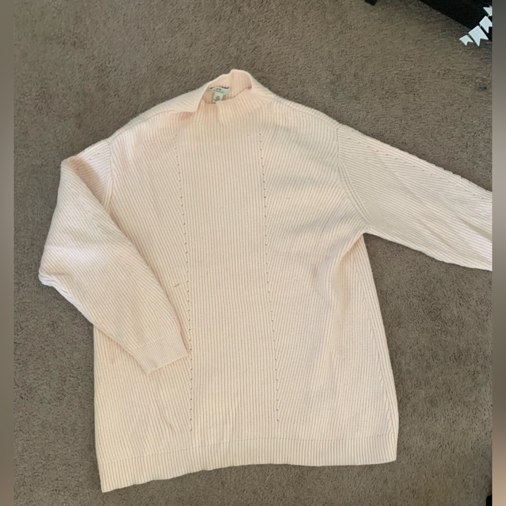 Light pink sweater